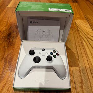 Microsoft - Xbox Wireless Controller for Xbox Series X, S, One, PC - Robot White